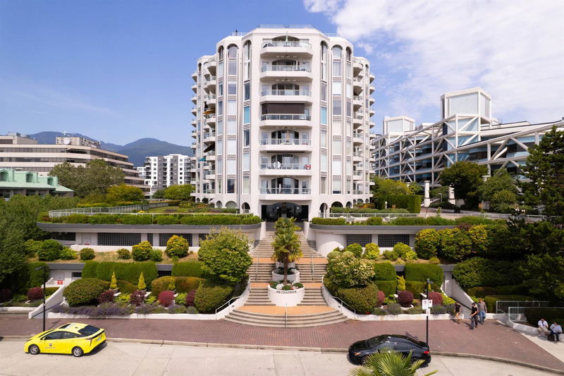 168 Chadwick Court #304, North Vancouver, British Columbia (MLS R2909019)