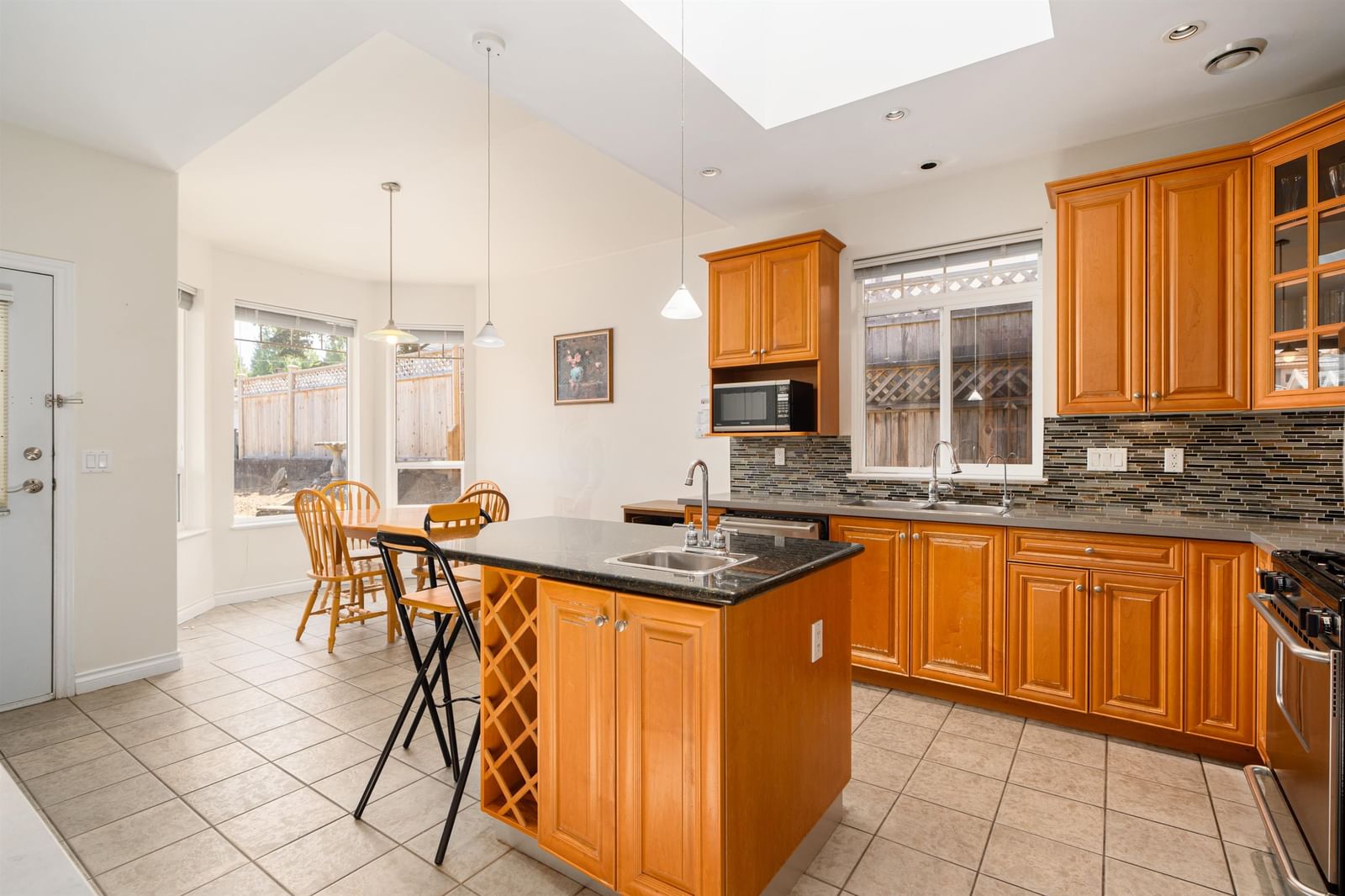 Listing Image 13