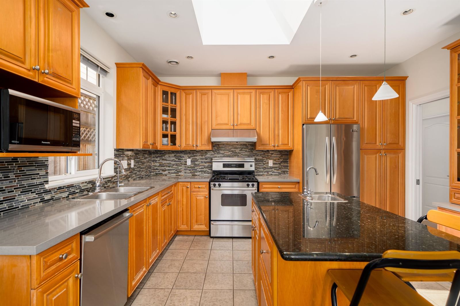 Listing Image 15