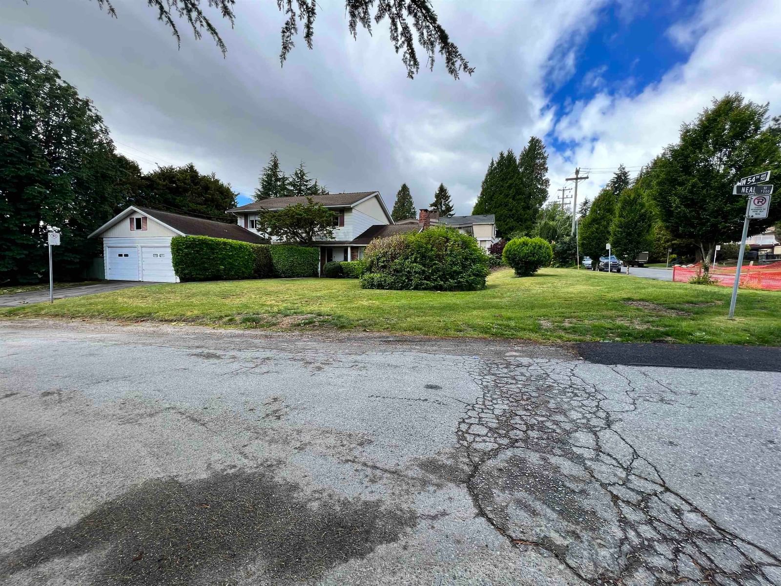 Listing Image 14