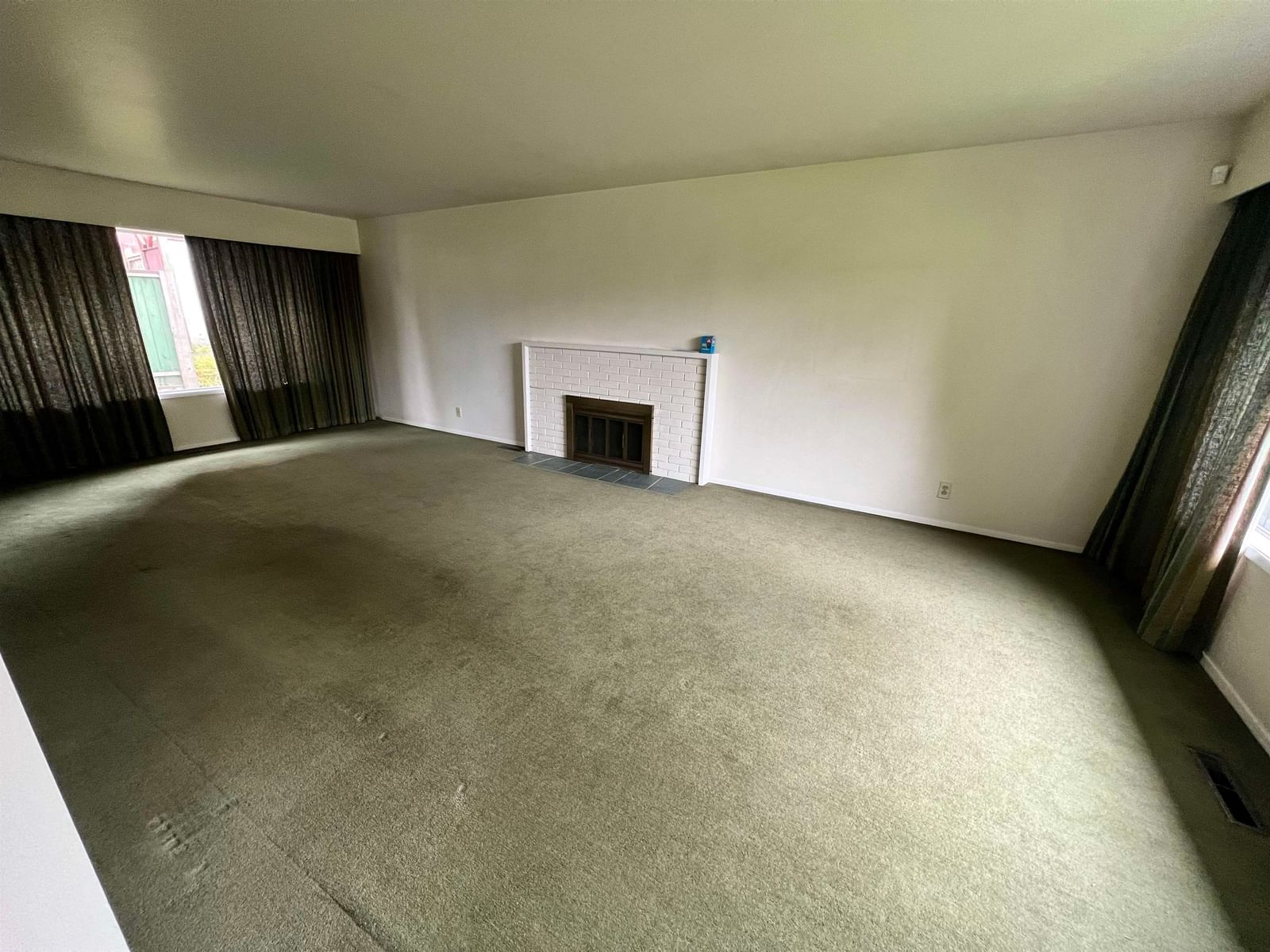Listing Image 22