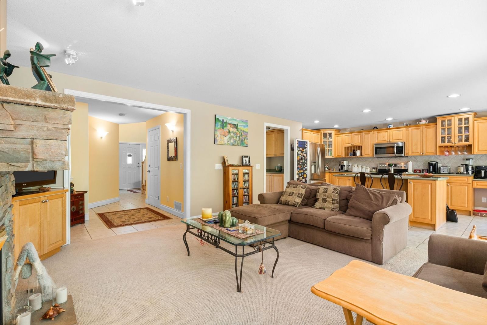Listing Image 11