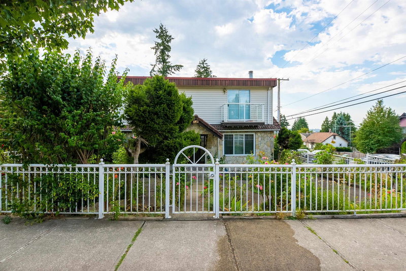 1728 Seventh Avenue, New Westminster, V3M 2K8 | Image 2