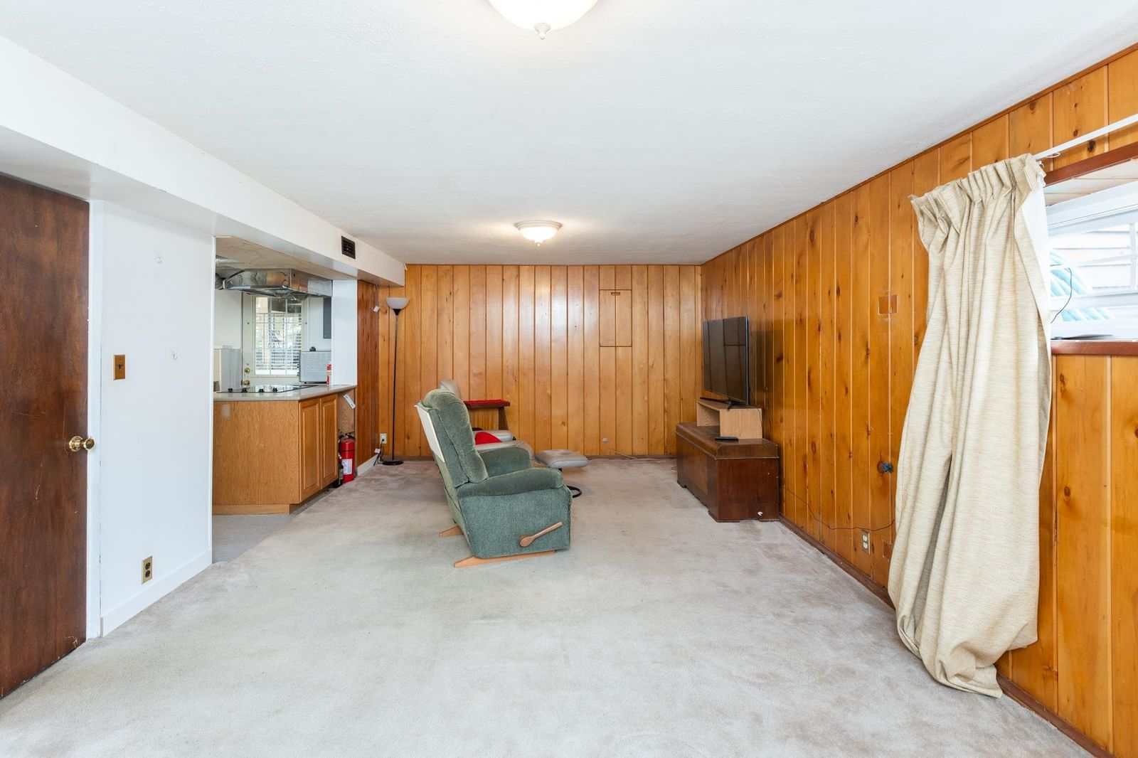 Listing Image 24
