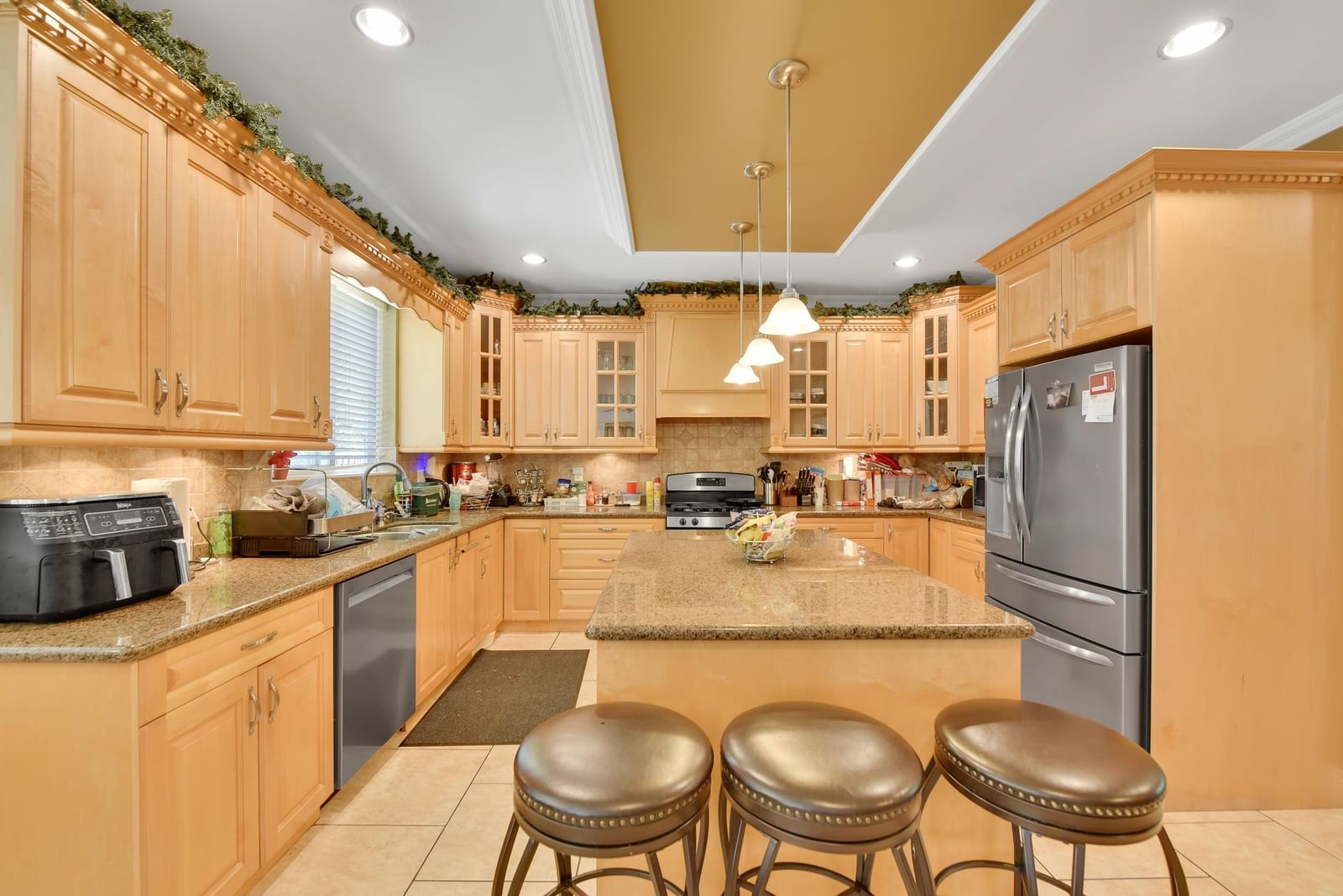 Listing Image 10