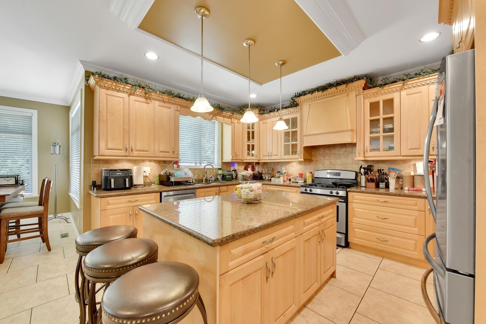 Listing Image 9