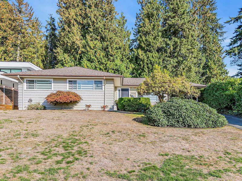 3950 Trenton Place, North Vancouver, V7R 3G5 | Image 2