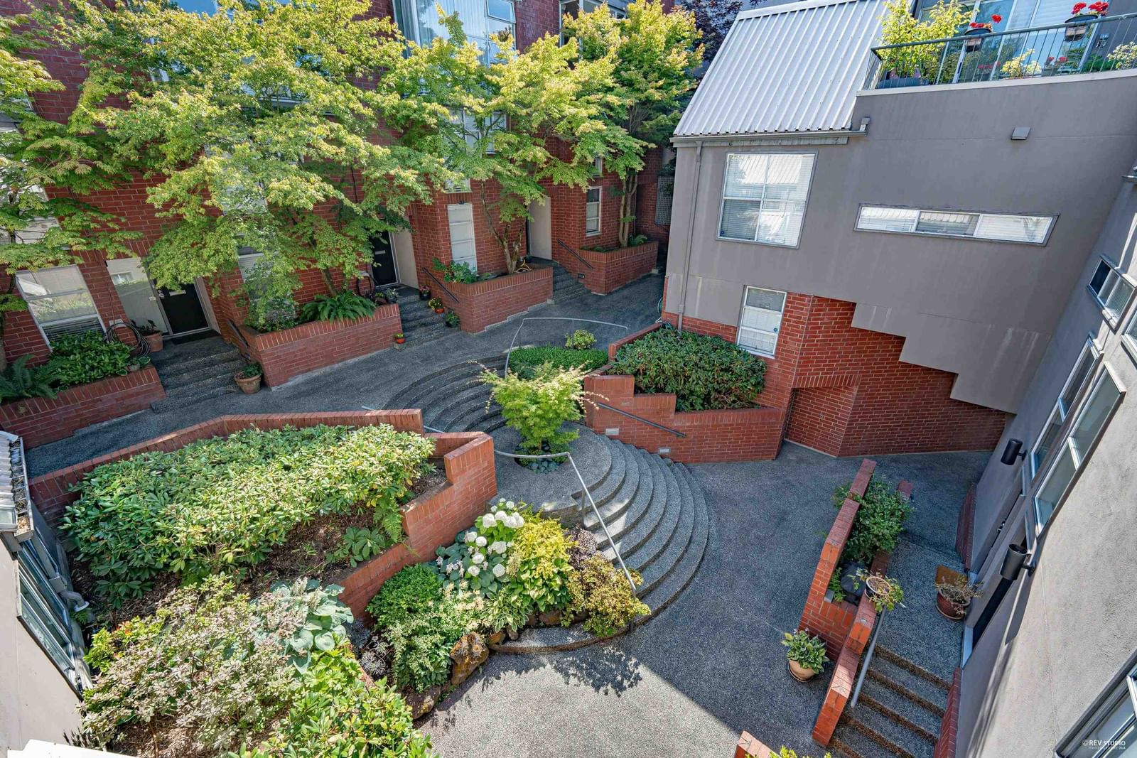 Listing Image 17