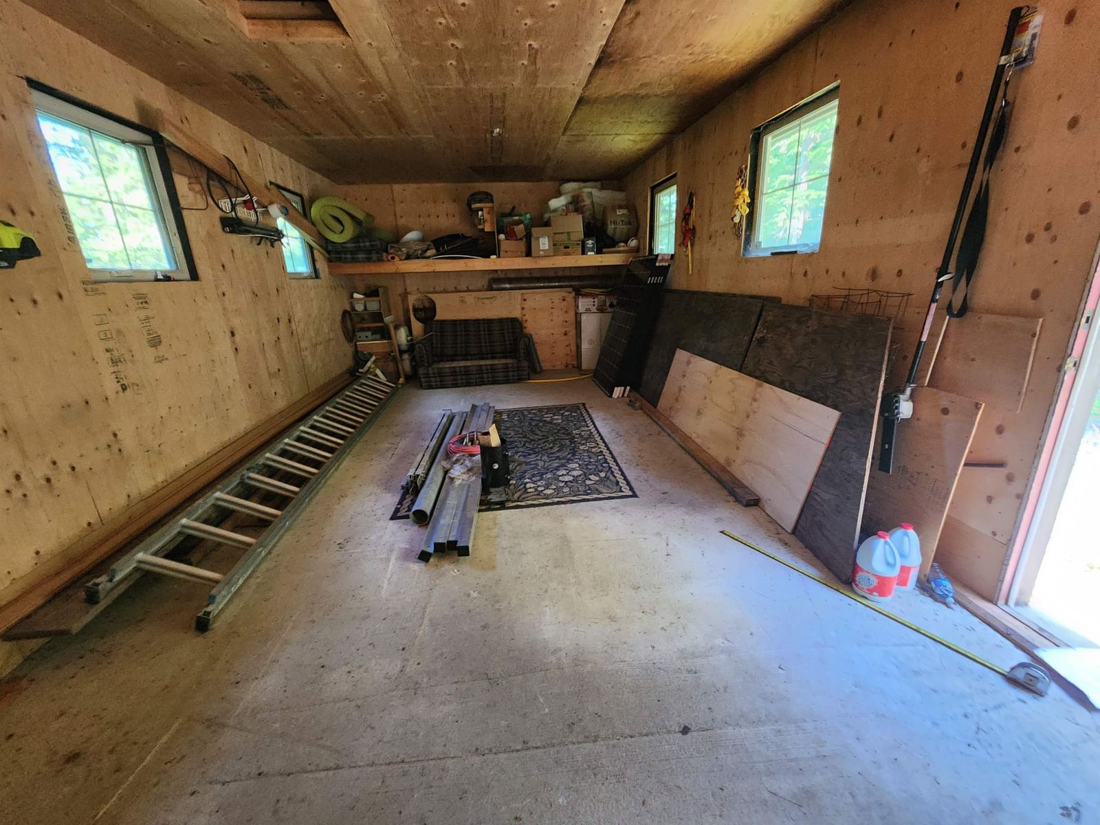 Listing Image 11