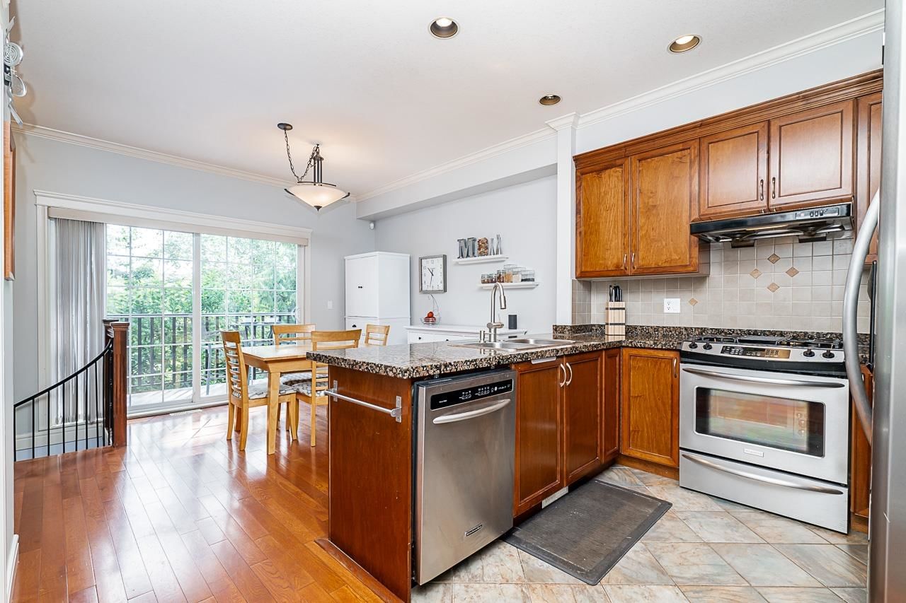 Listing Image 15