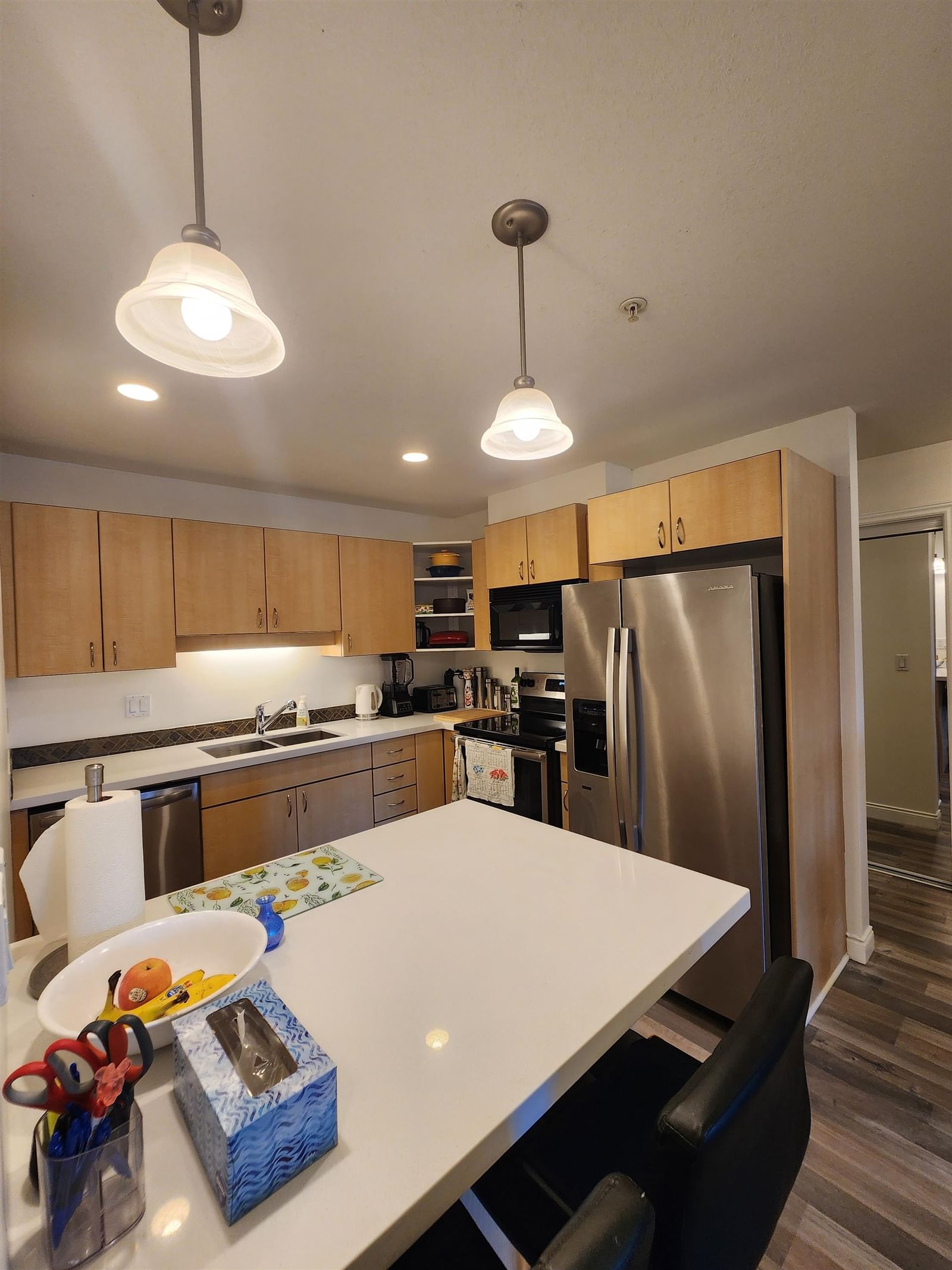 Listing Image 9