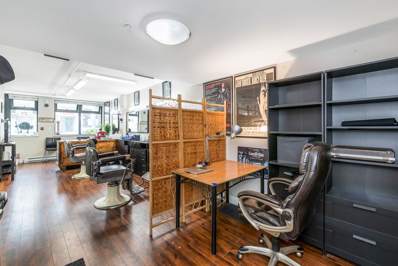 Listing Image 13