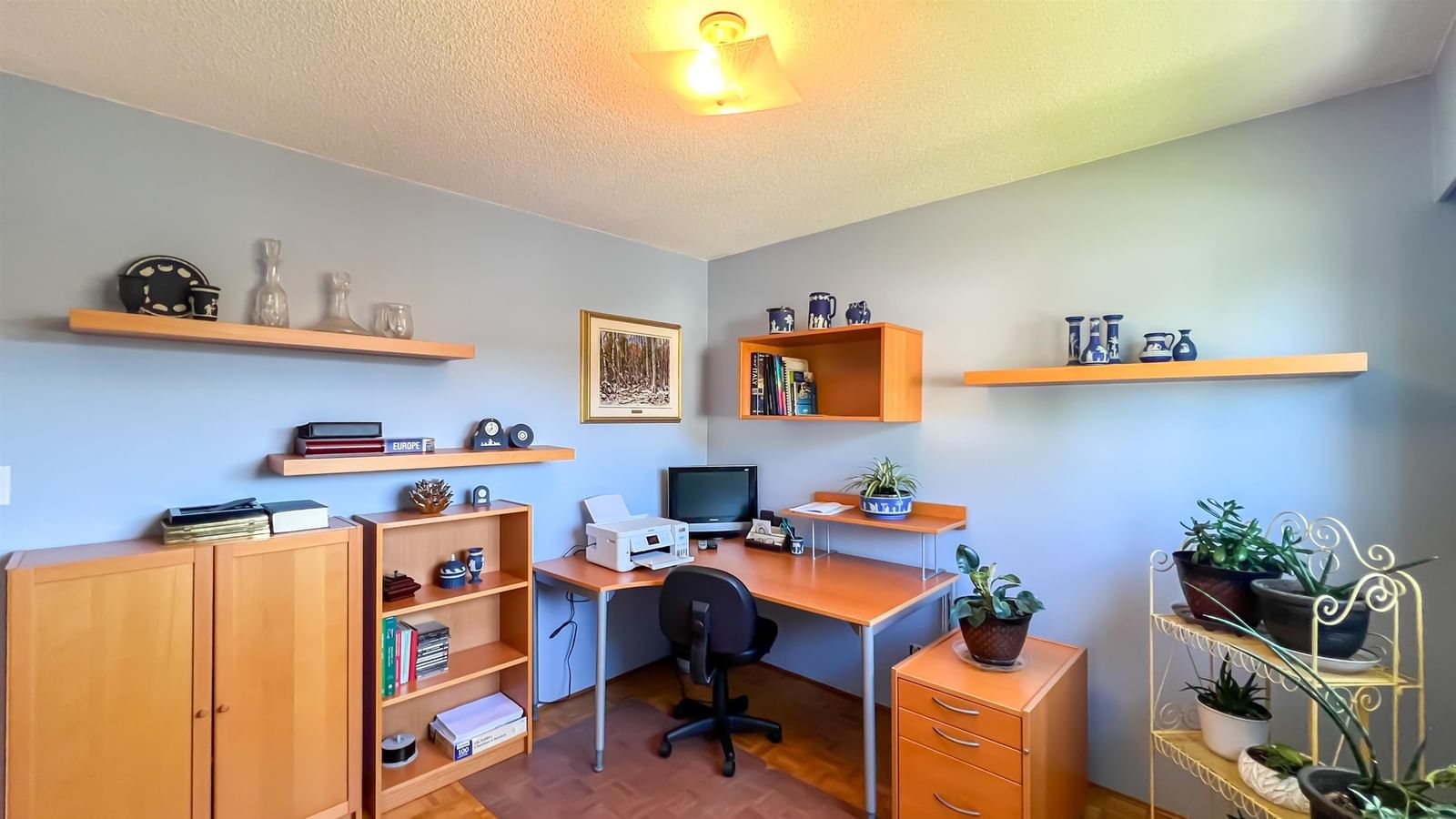 Listing Image 5
