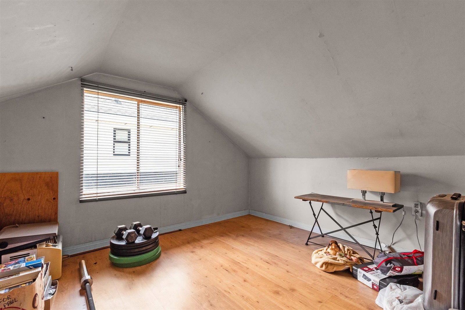 Listing Image 17