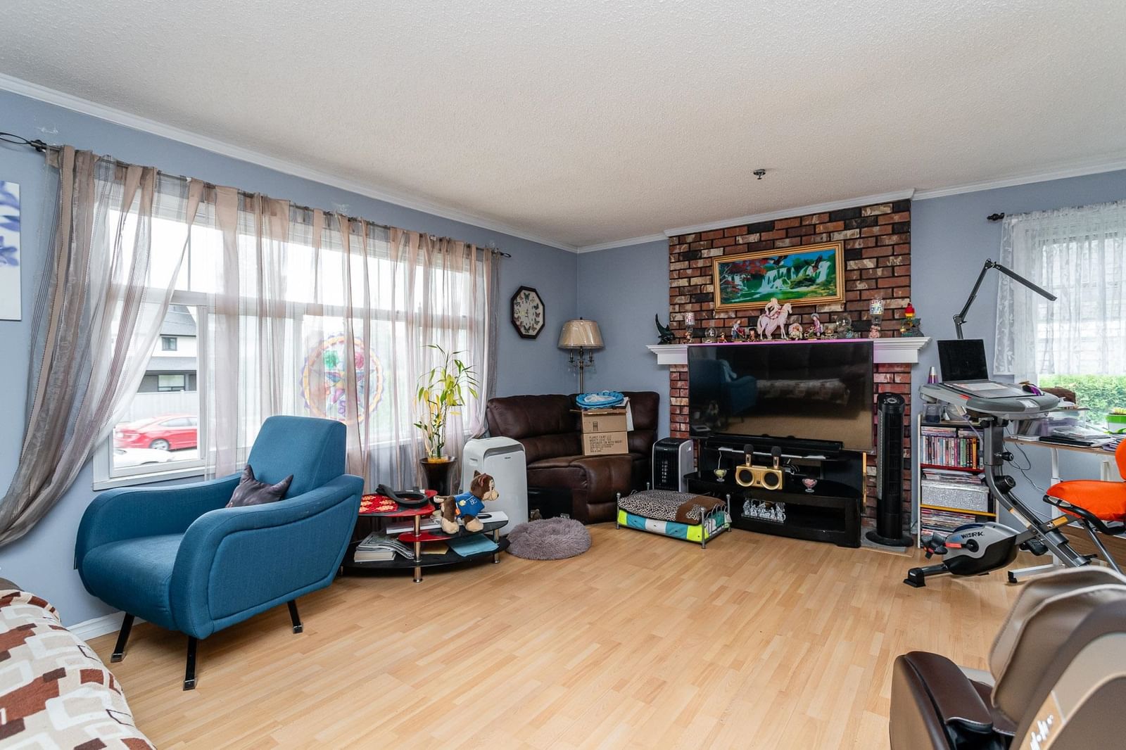 Listing Image 16