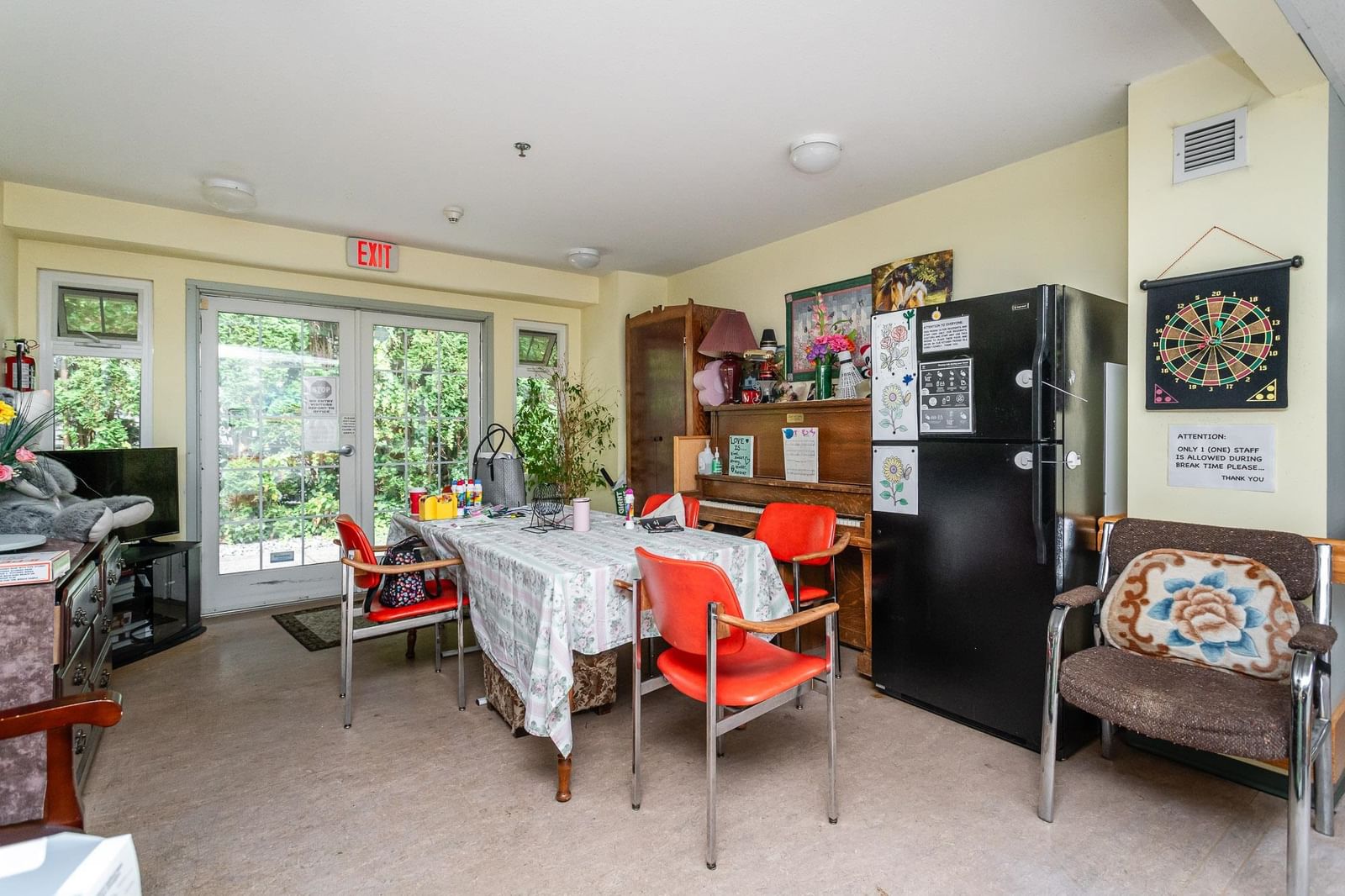 Listing Image 8
