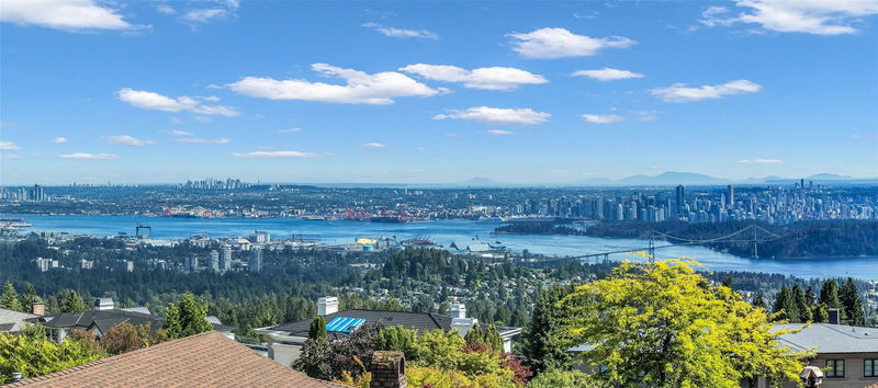 1418 Bramwell Road, West Vancouver, British Columbia (MLS R2909515)