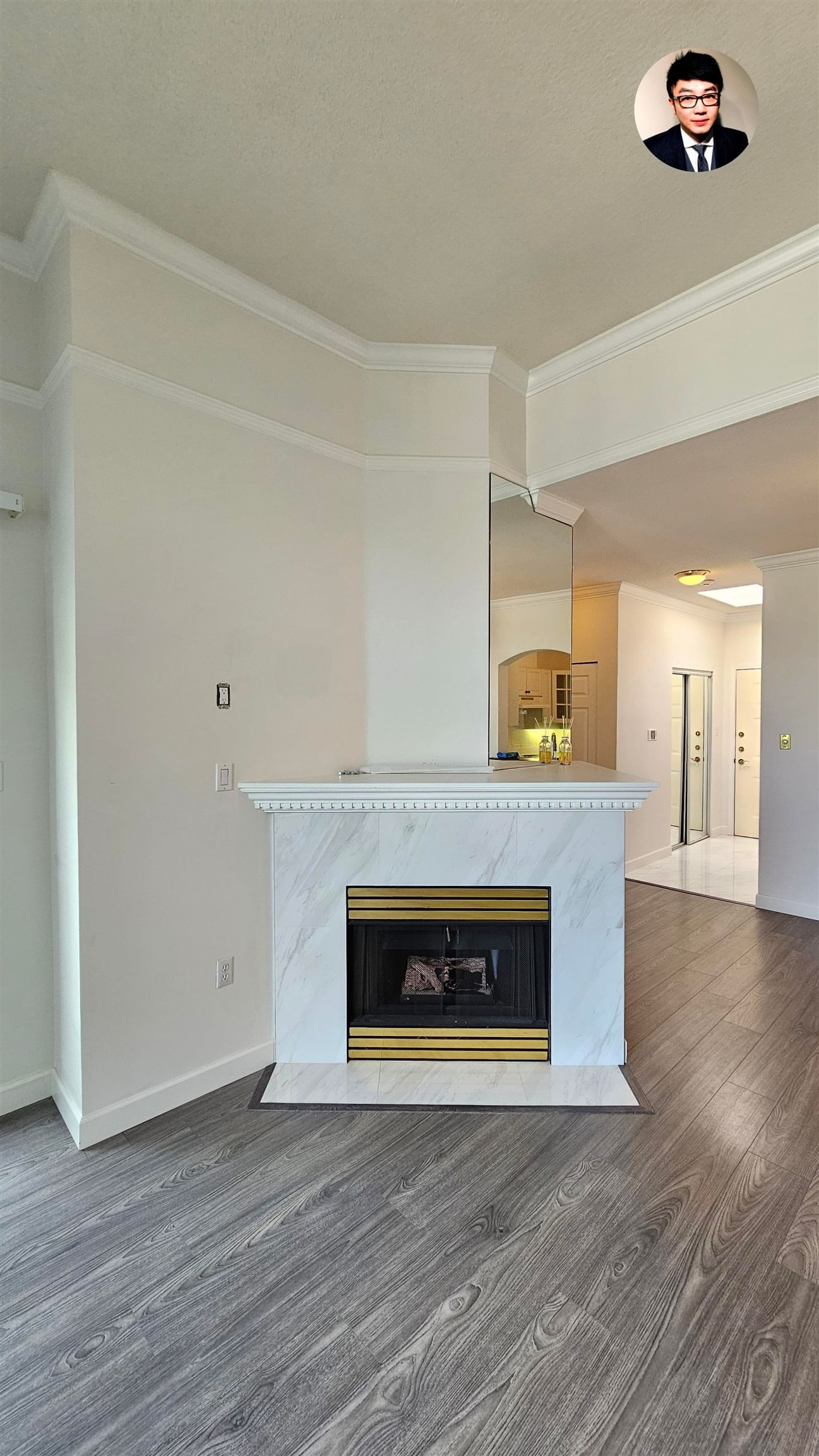 Listing Image 16