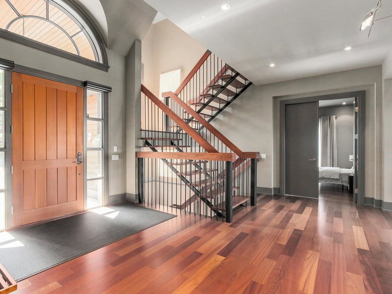 2737 Crescent Drive, Surrey, V4A 3J9 | Image 3