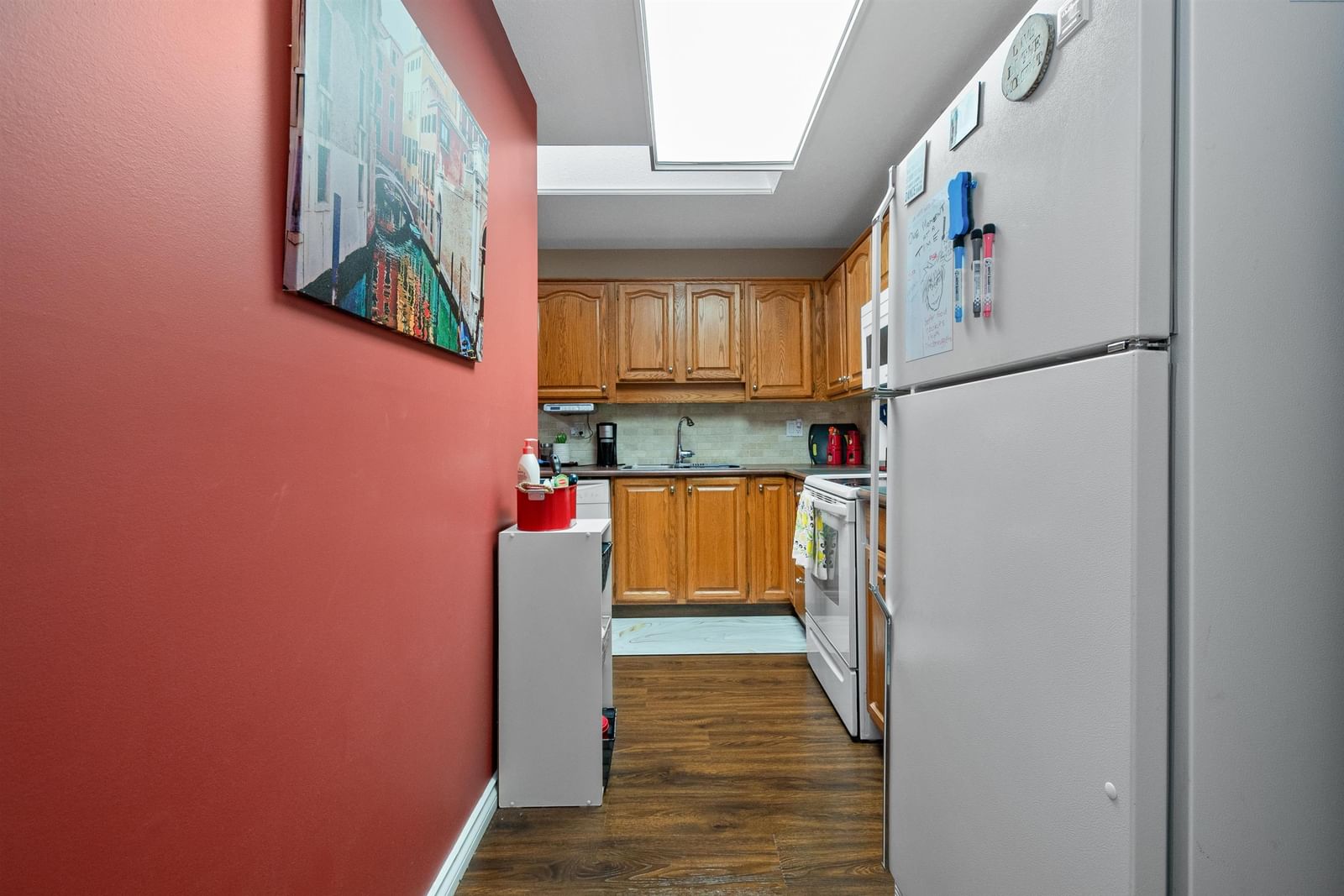 Listing Image 16