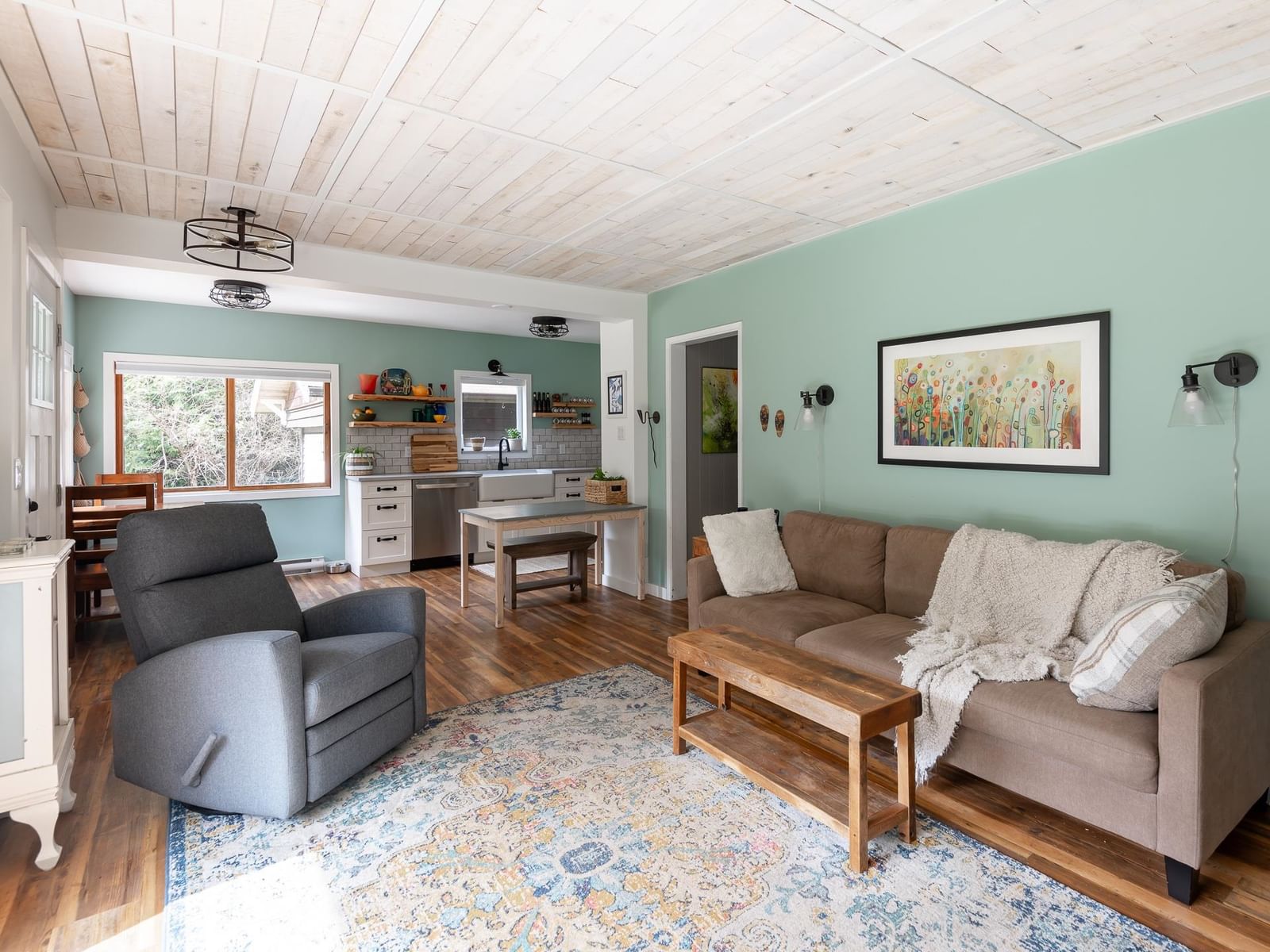 Listing Image 8
