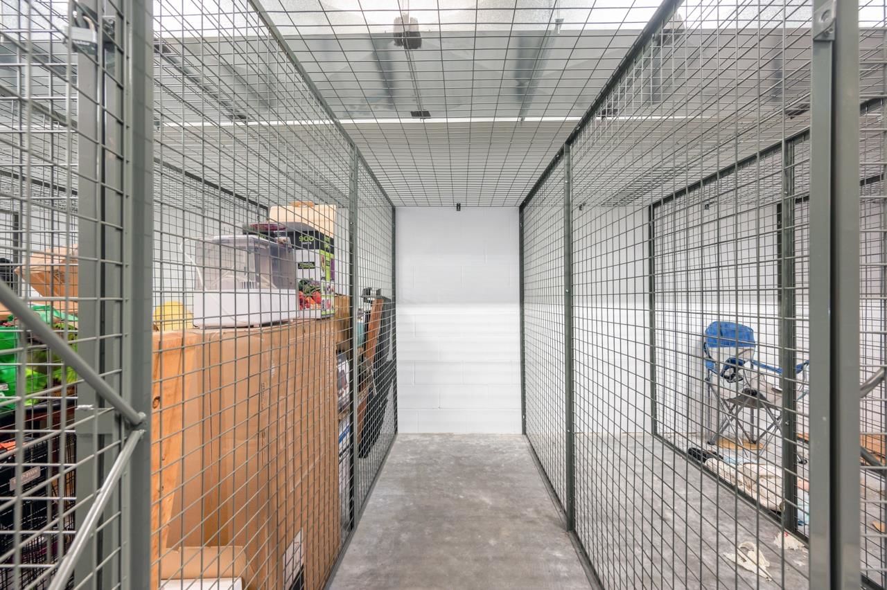 Listing Image 24