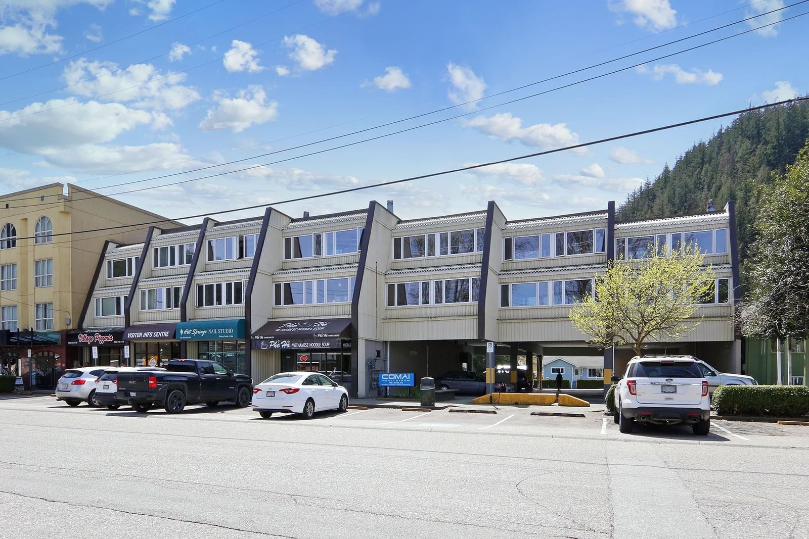 Listing Image 1