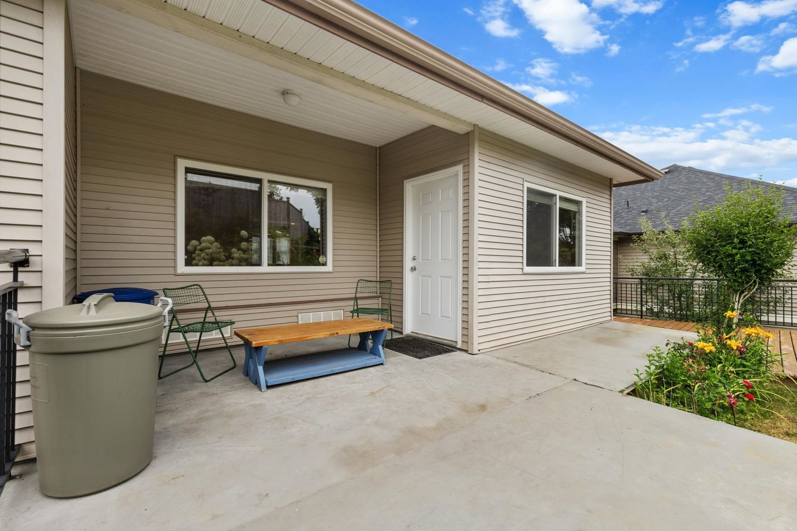 Listing Image 18