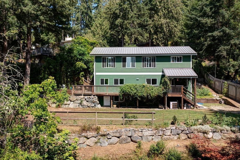 5066 Parkview Road, Madeira Park, British Columbia (MLS R2909720)