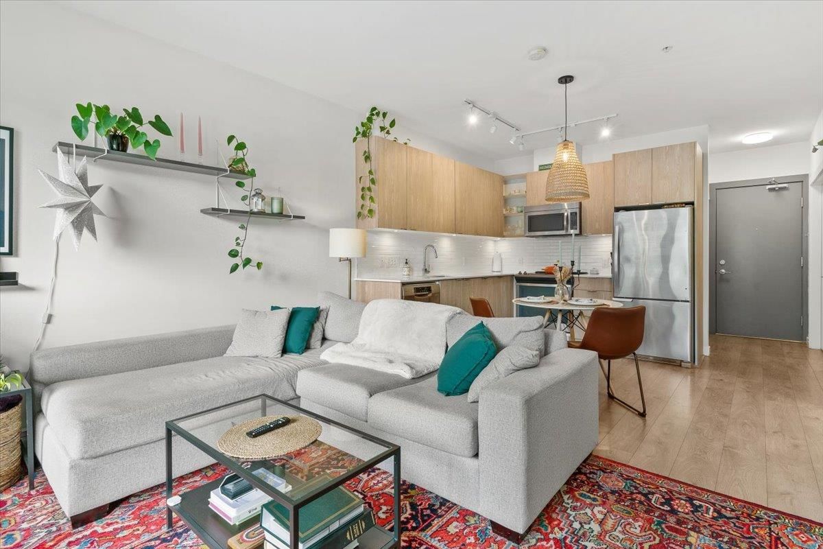 Listing Image 14
