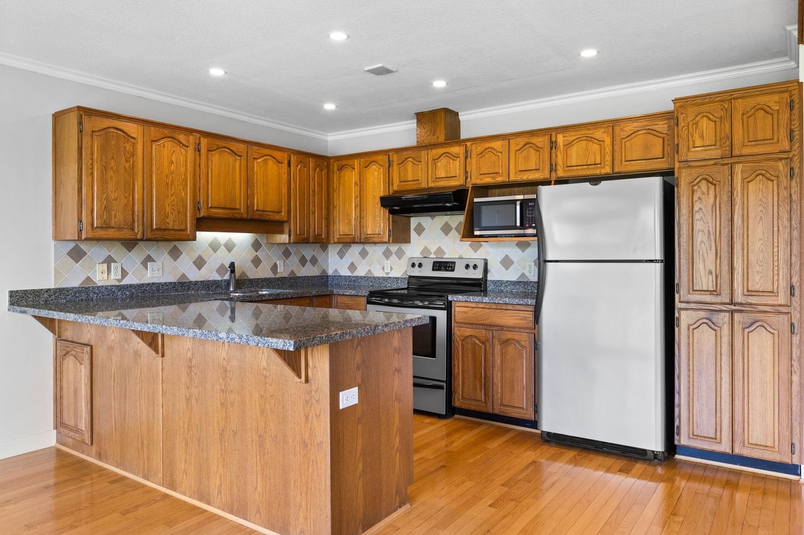 Listing Image 13