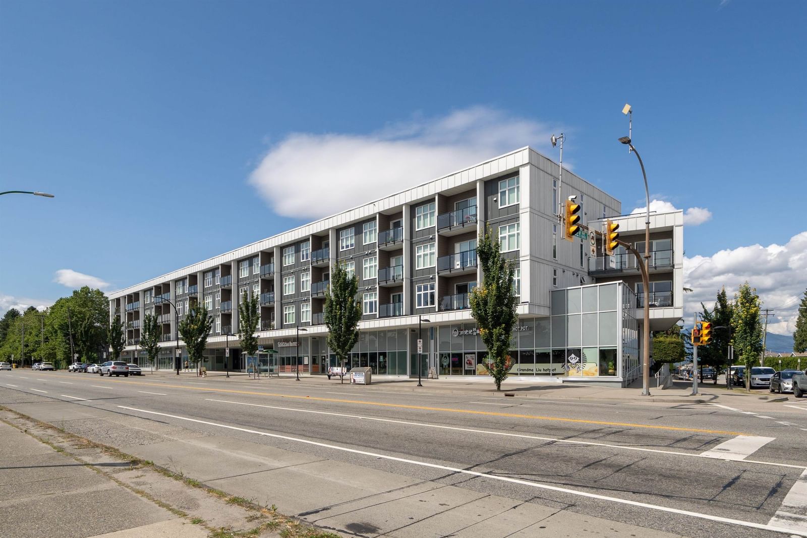 Listing Image 1