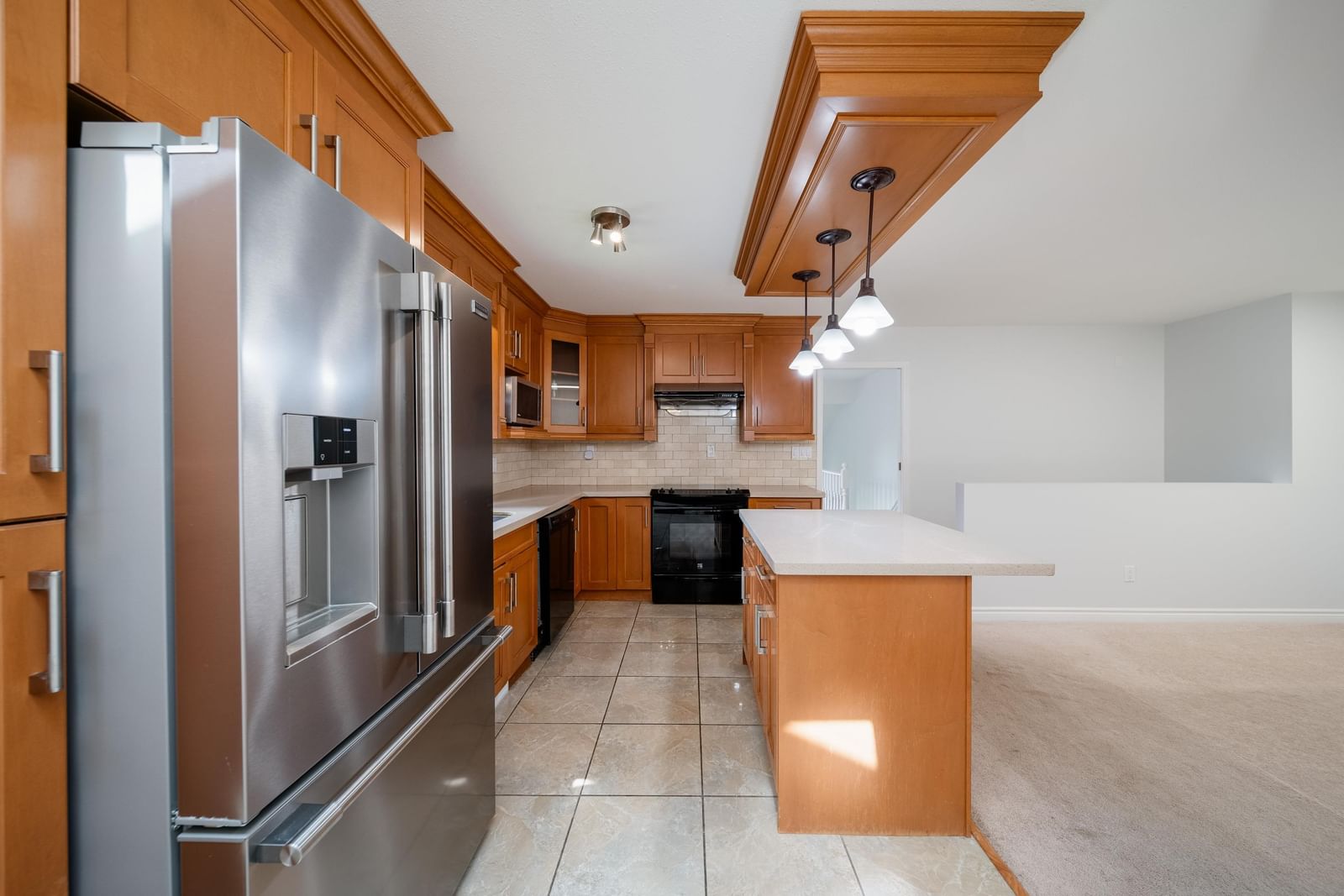 Listing Image 11