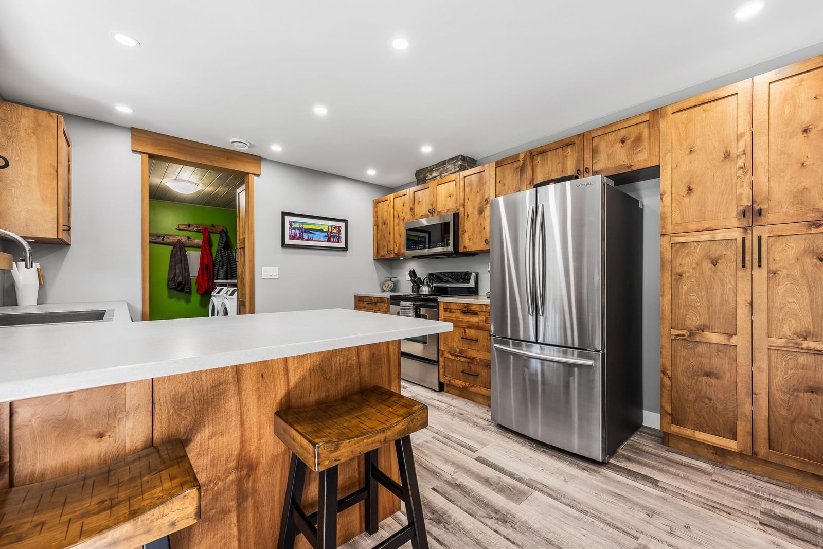 Listing Image 15