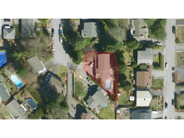 999 Ogden Street, Coquitlam, V3C 3P2 | Image 2