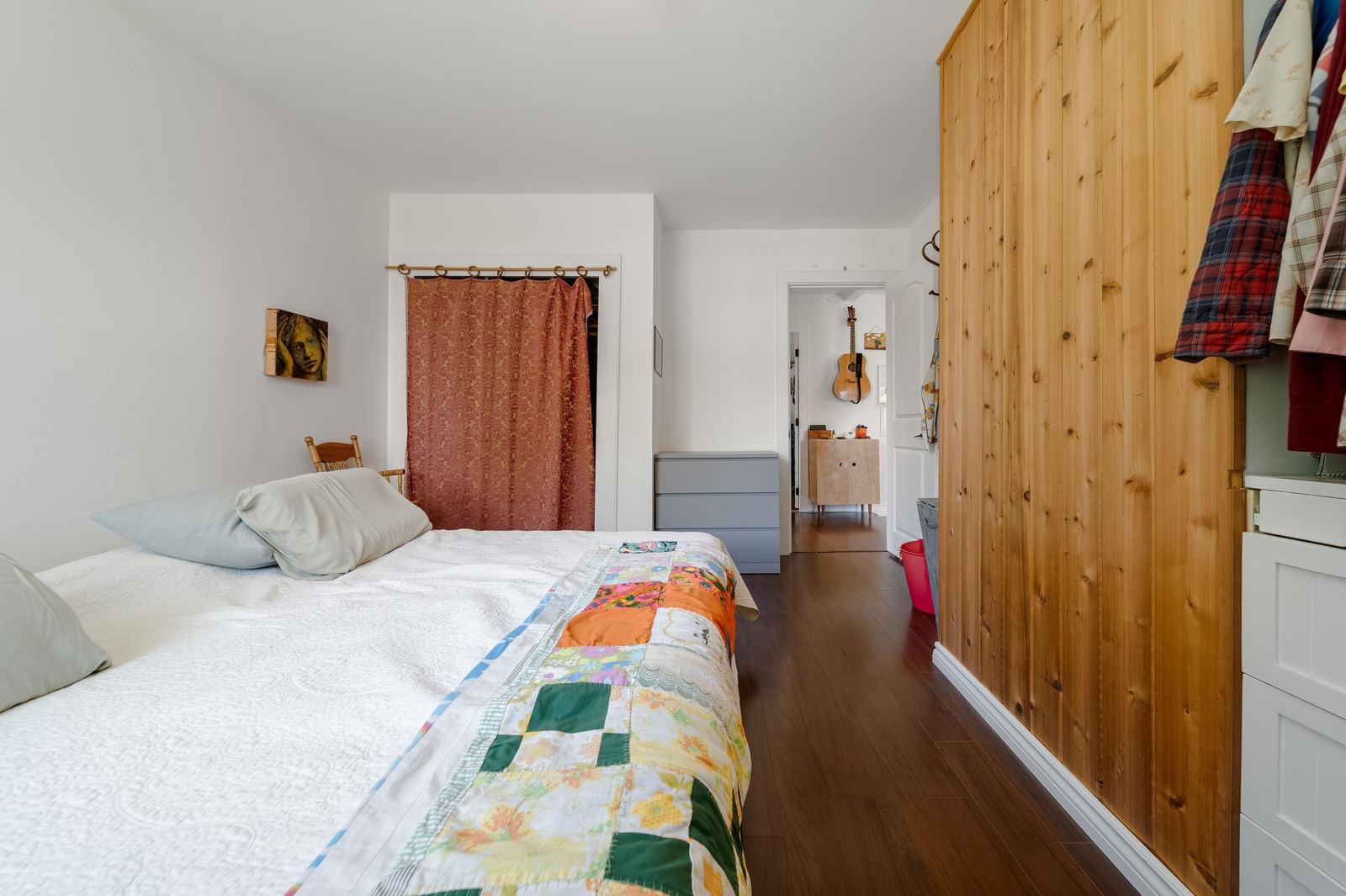 Listing Image 12
