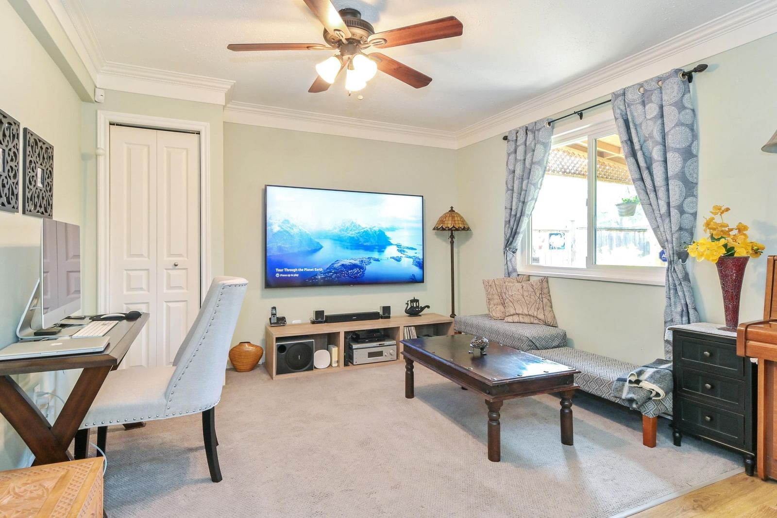 Listing Image 9
