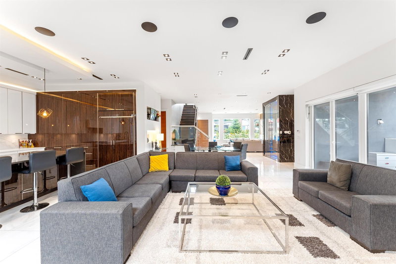 10078 Mary Drive, Surrey, V3V 3B7 | Image 2