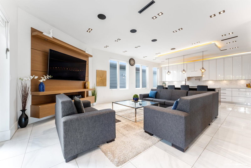 10078 Mary Drive, Surrey, V3V 3B7 | Image 3