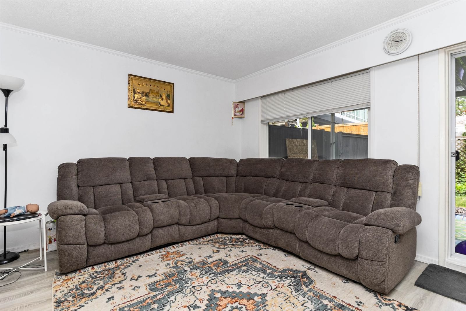 Listing Image 16