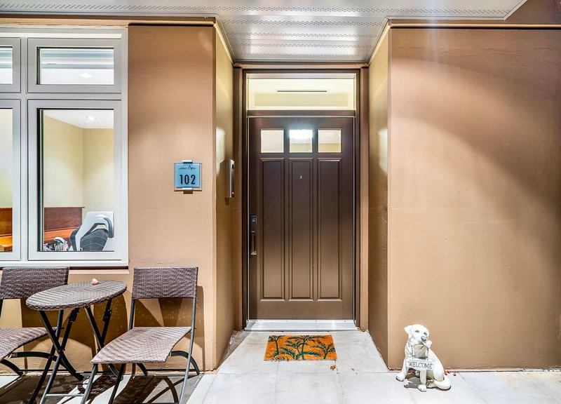 102 - 2575 Garden Court, West Vancouver, V7S 0A2 | Image 3