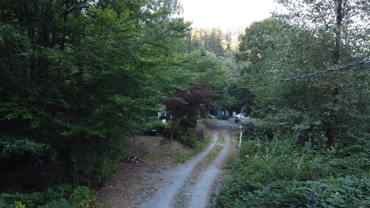 Listing Image 9