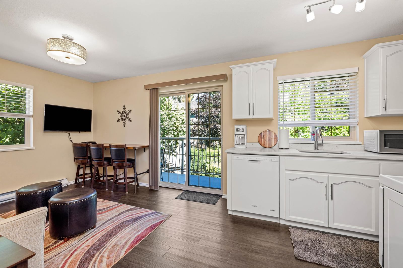 Listing Image 30