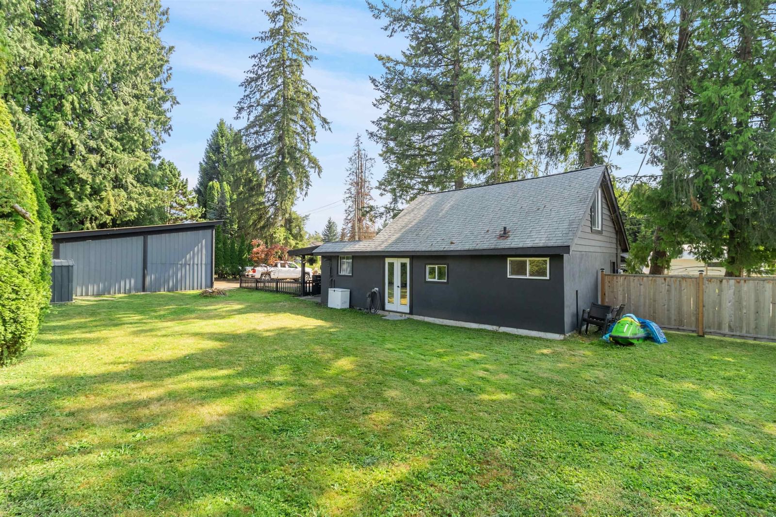 Listing Image 20