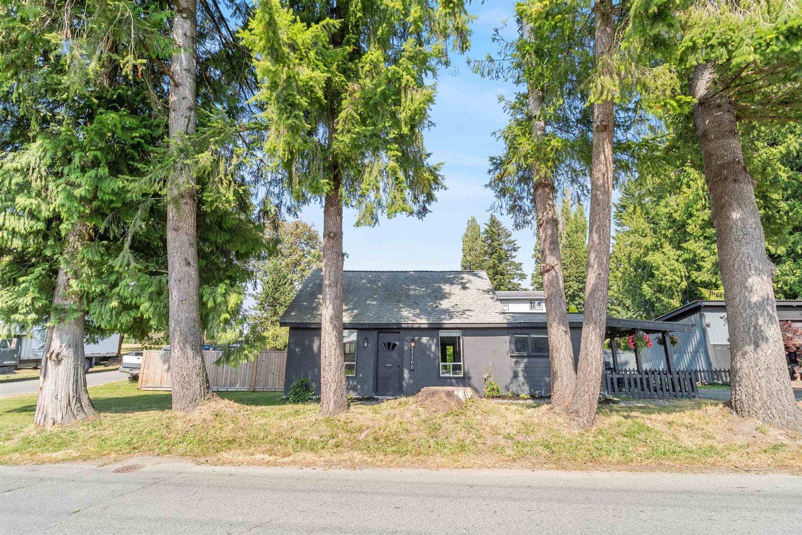 Listing Image 23