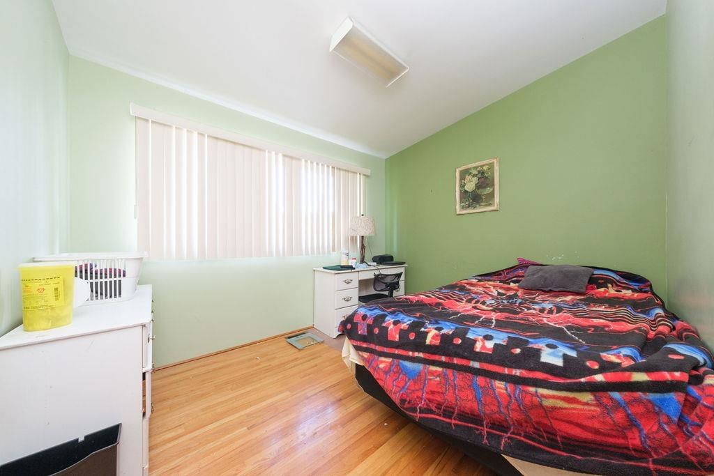 Listing Image 17