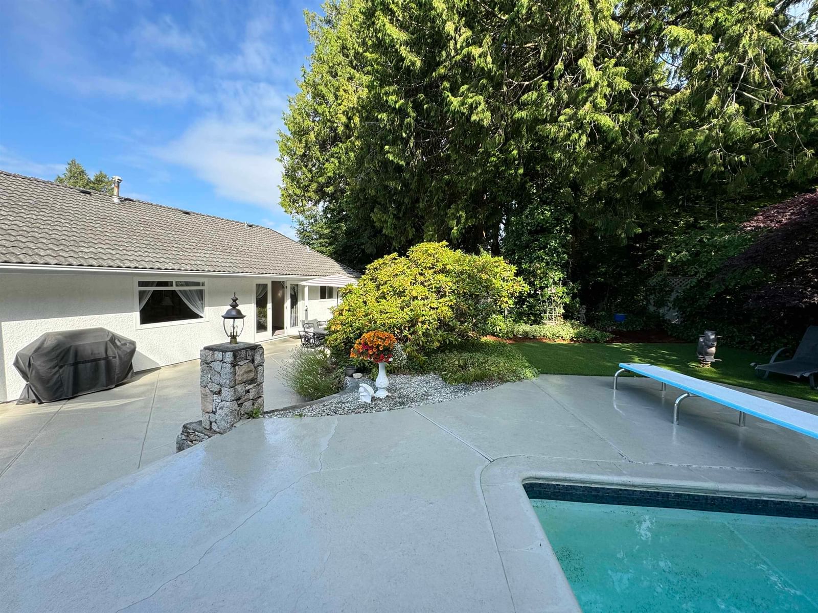 Listing Image 30