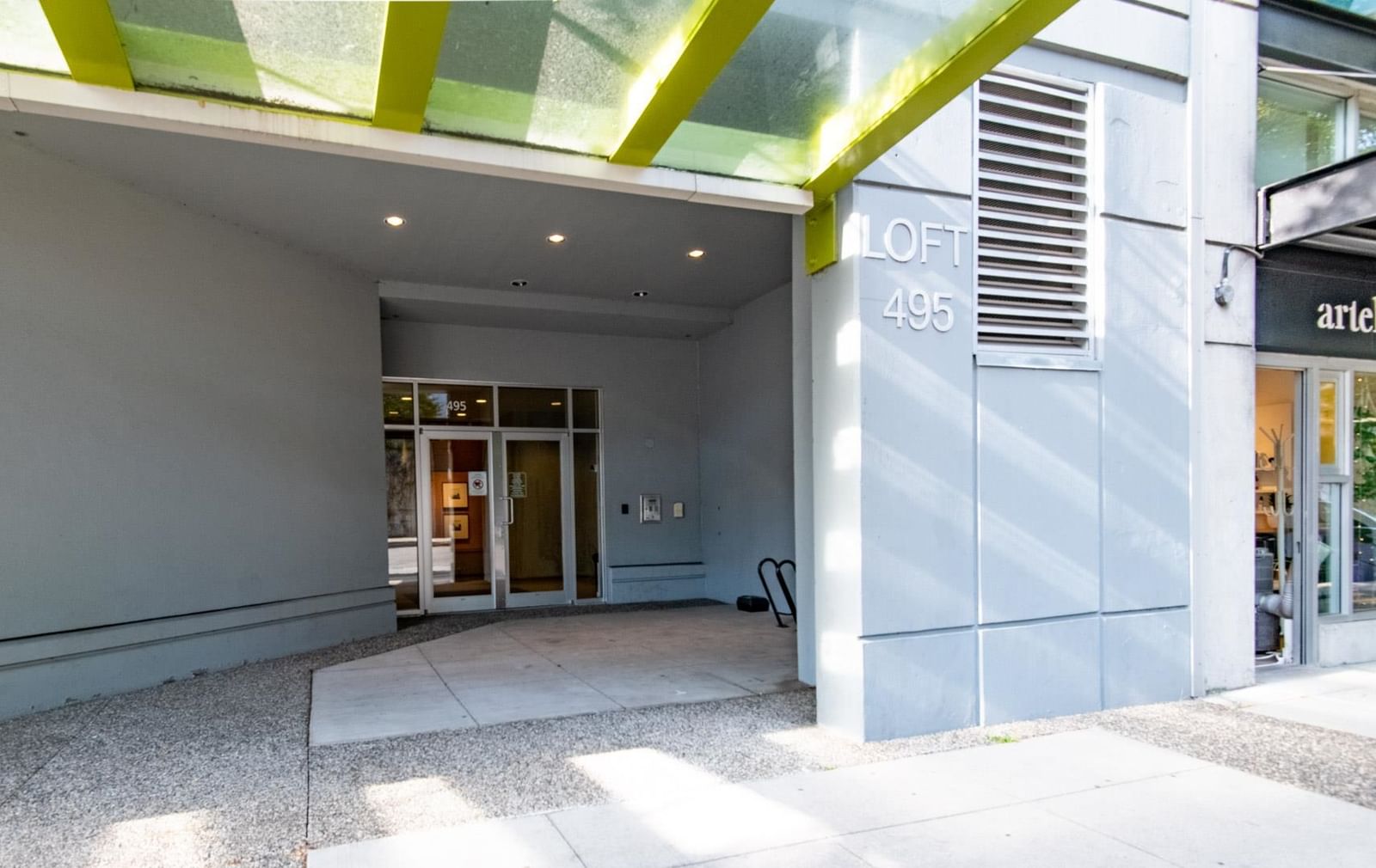 Listing Image 21