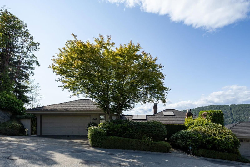 5267 Aspen Drive, West Vancouver, V7W 2E7 | Image 2