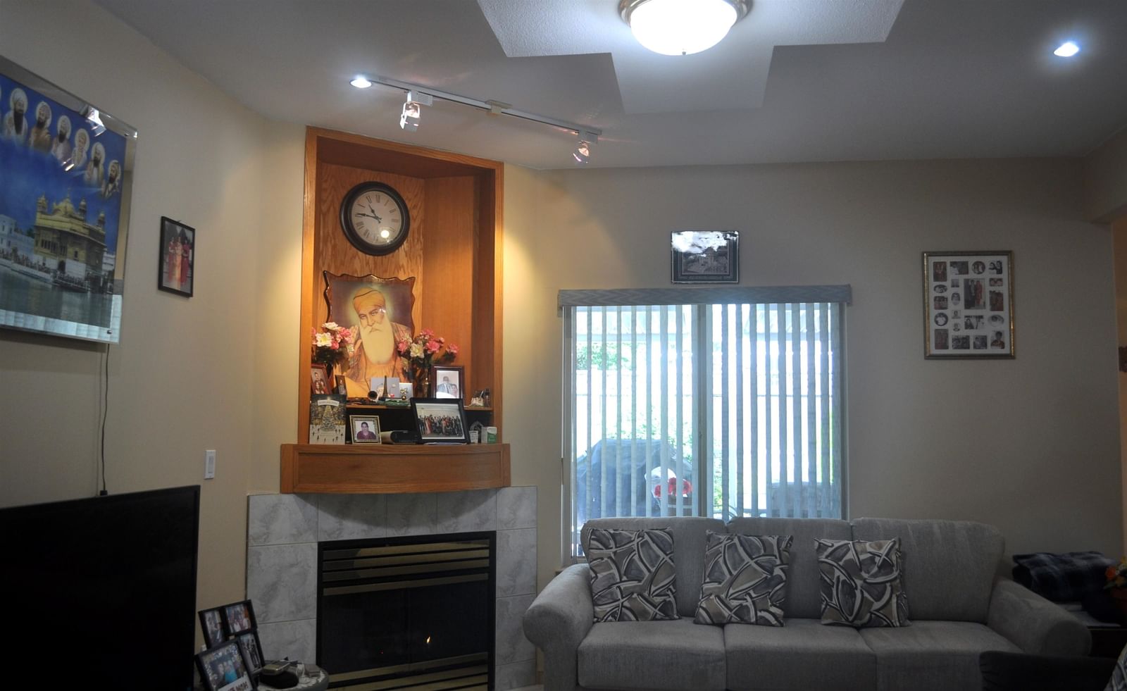 Listing Image 15